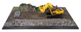 slate_quarry_plinth_-_with_digger-001